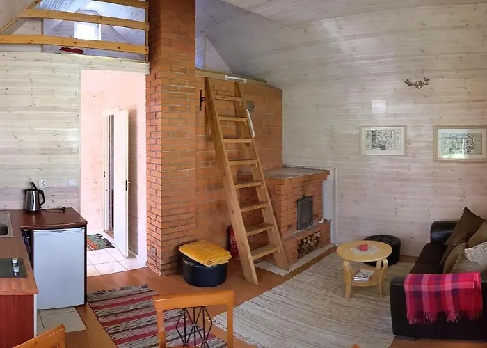 Bergsby Noarootsi Vakantiehuis